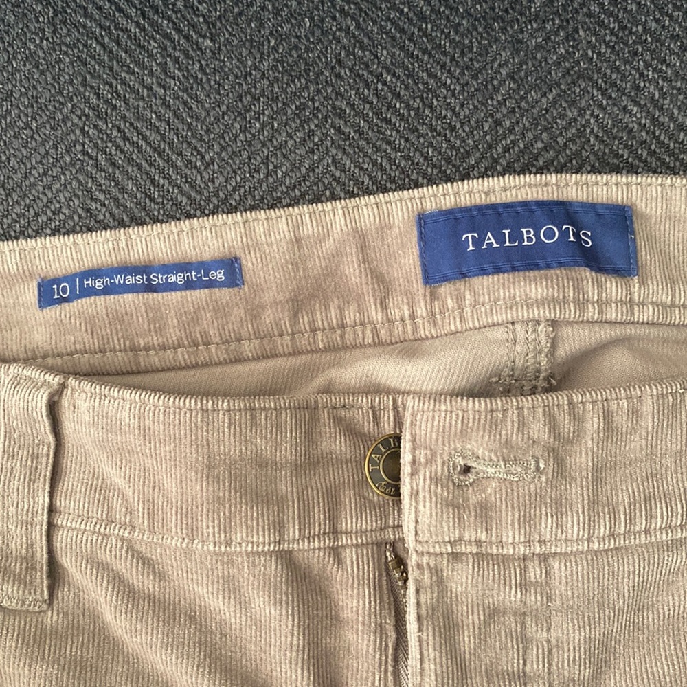 Talbots size 10, high-waist, straight leg gray corduroys. Perfect condition.